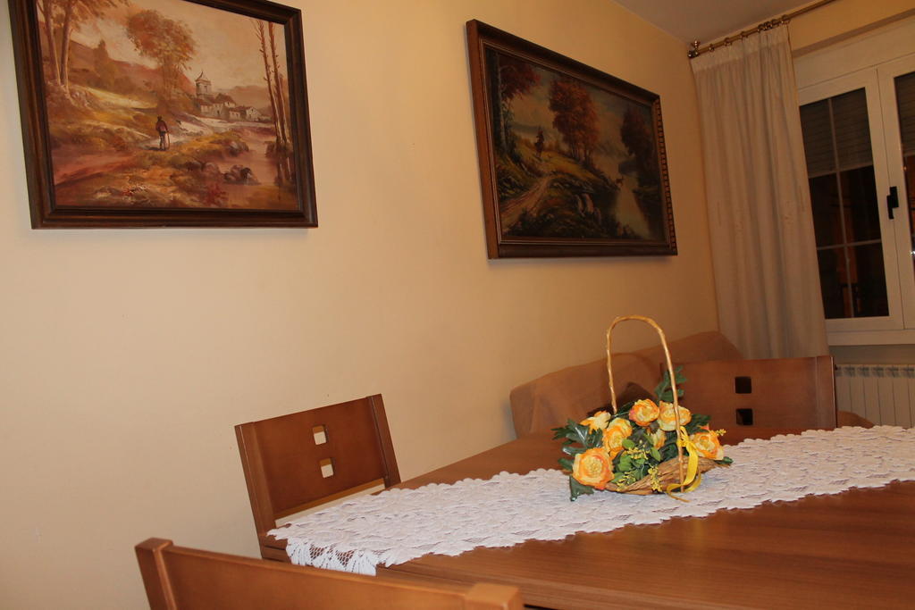 Casa De La Virginia Villa Valdealgorfa Luaran gambar