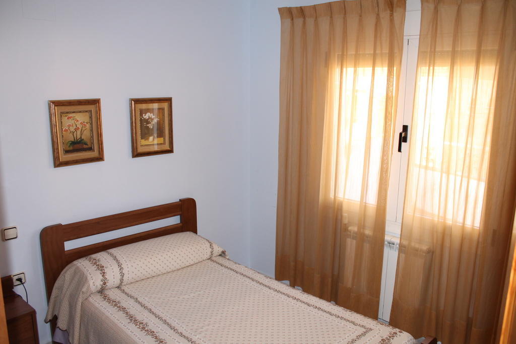 Casa De La Virginia Villa Valdealgorfa Luaran gambar
